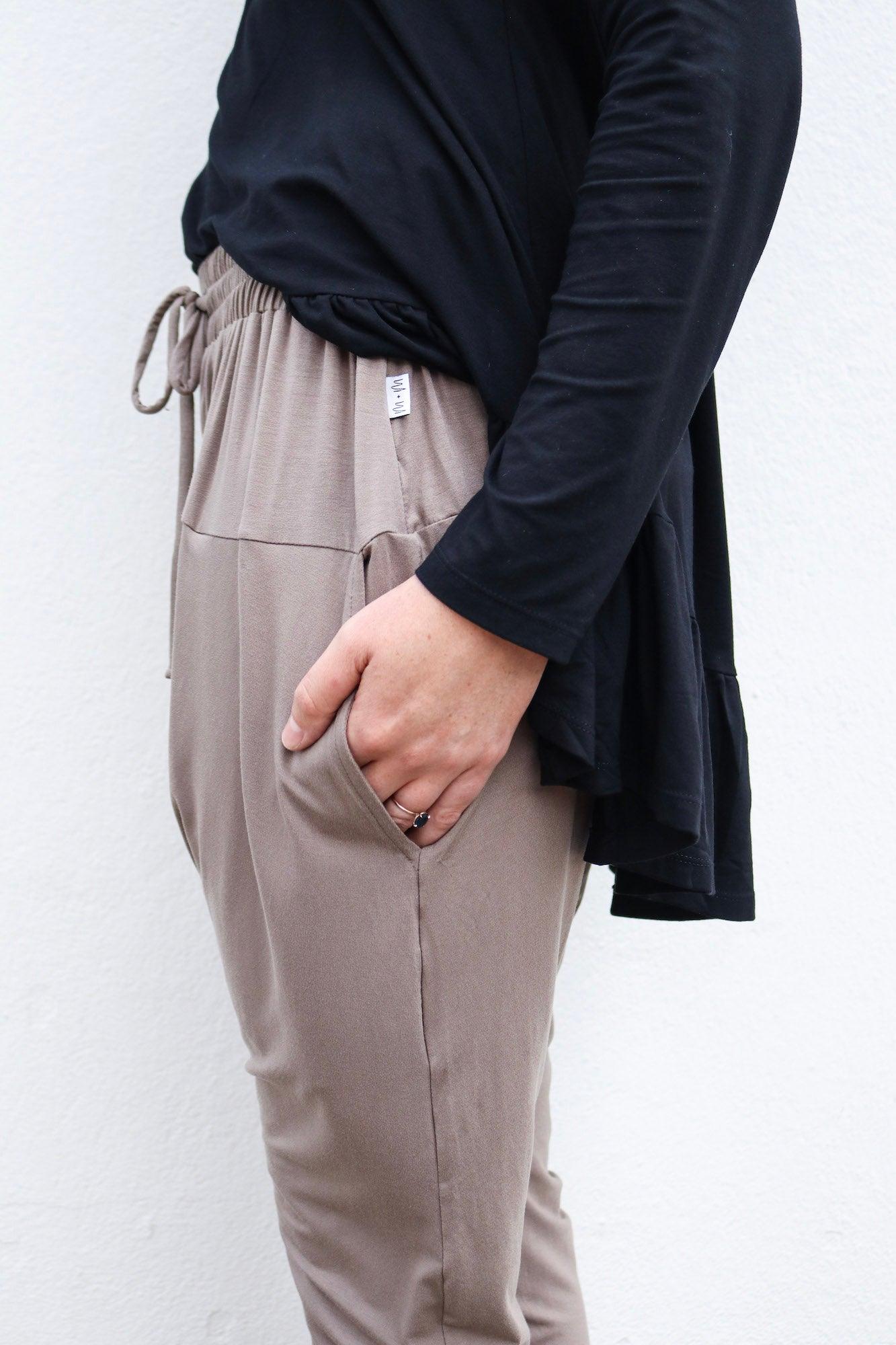 The Fae Pant - Sable - Max + Mee