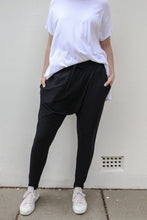 Load image into Gallery viewer, The Fae Pant - Black
